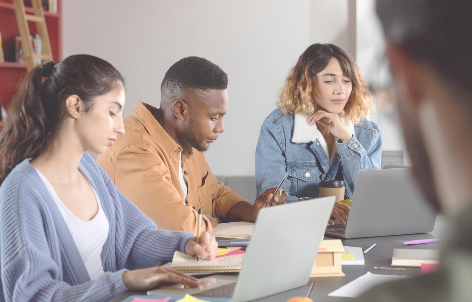 Zentrale Finanzstrategie Konzepte